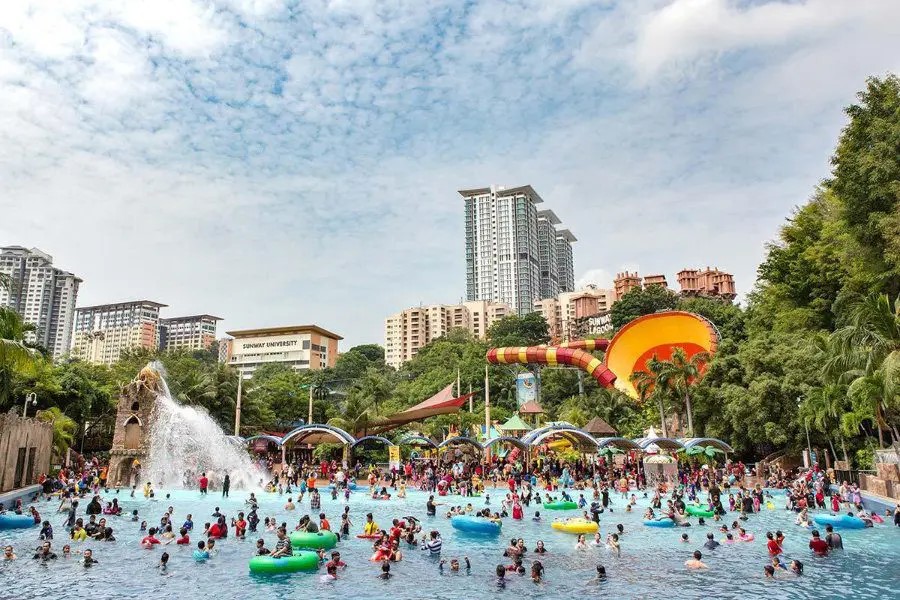 Sunway Lagoon (Water Park)